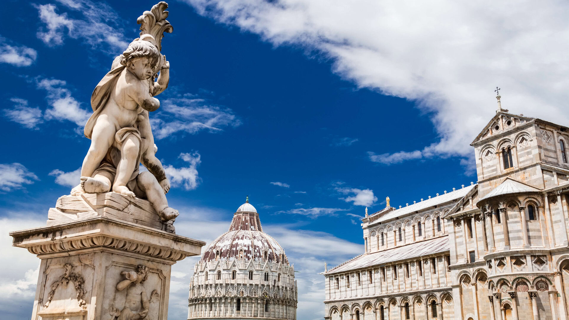 campo dei miracoli in pisa summer 2023 11 27 04 49 14 utc edited